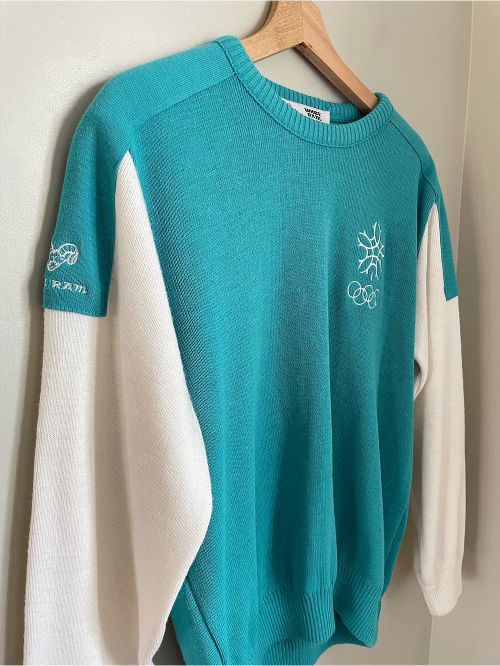 Vintage 1988 Calgary Winter Olympics White Ram Knit Sweater Teal White - Picture 2 of 9